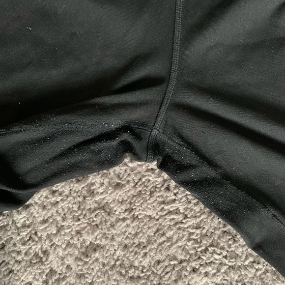 Victoria’s Secret PINK yoga leggings - Picture 3 of 4